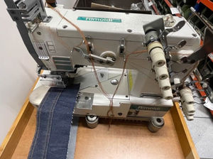 macchina da cucire per jeans