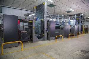 linea di finissaggio tessile lucidatrice