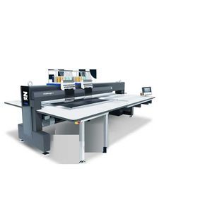 macchina da ricamo a 2 teste