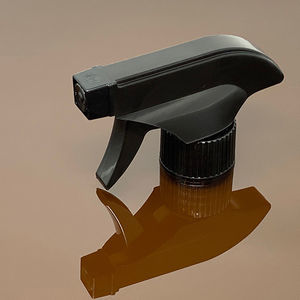 testa di tappatura per flaconi spray con trigger