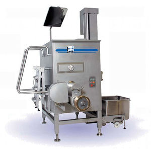 tritacarne industriale di carne congelata