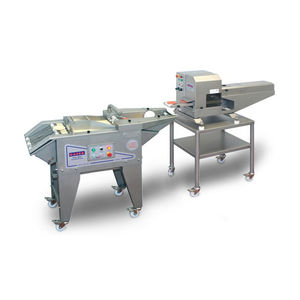 linea di produzione di hamburger con impanatura