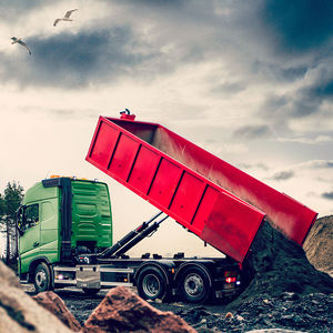braccio di sollevamento a uncino per camion 1