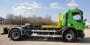 braccio di sollevamento a uncino per camion 1