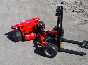 carrello elevatore su autotelaio