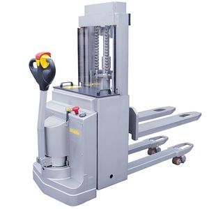 accatastatore elettrico