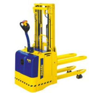 accatastatore elettrico