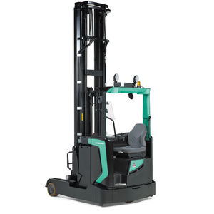 carrello elevatore retrattile elettrico