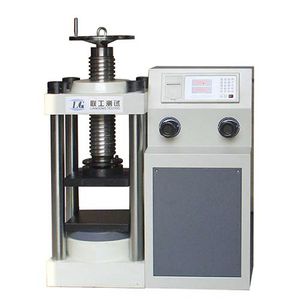 macchina per prova di compressione