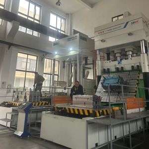 pressa oleodinamica 1