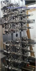 stampo per iniezione plastica multi cavità