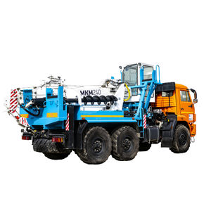 gru montata su camion