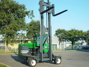 carrello elevatore laterale a GPL