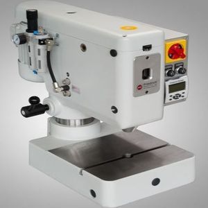 ribaditrice pneumatica