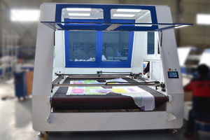 macchina da taglio laser CO2