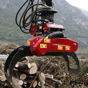 pinza per gru forestale