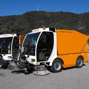 spazzatrice aspirante diesel 1