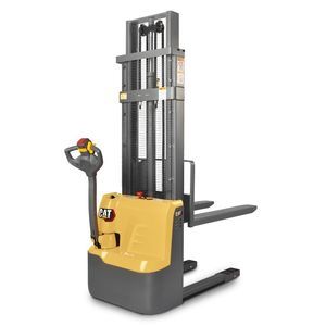 accatastatore elettrico