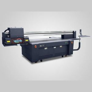 stampante per grandi formati a getto di inchiostro UV