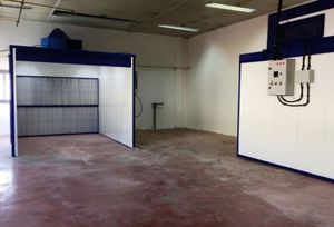 cabina di verniciatura pittura fresca