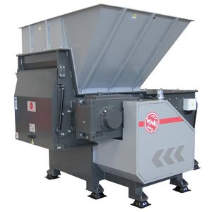trituratore per legno / per cartone / di pneumatici / monoalbero