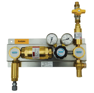 unità di regolazione di gas 1