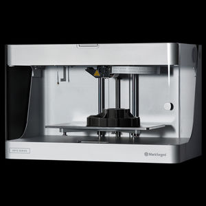 stampante 3D per materie plastiche