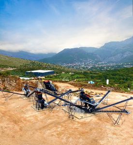 gruppo di frantumazione e setacciatura a percussione