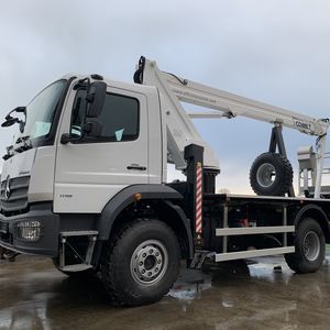 piattaforma telescopica montata su camion 1