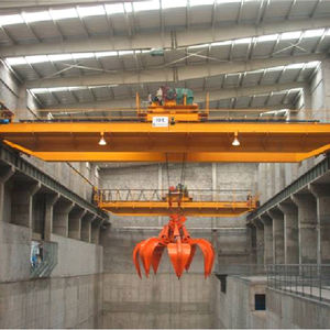 carroponte con benna di presa 1