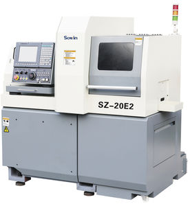 tornio a fantina mobile CNC