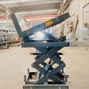 piattaforma elevatrice a forbice su ruota
