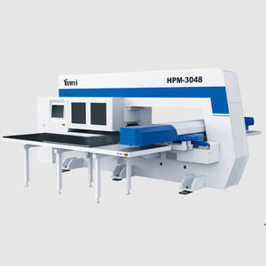 punzonatrice CNC 1