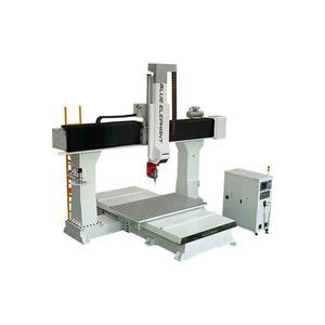 centro di lavoro CNC 5 assi