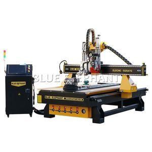 macchina di tornitura CNC