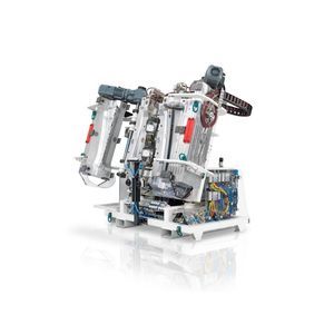 macchina di produzione di pezzi in materiale plastico espanso