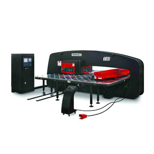 punzonatrice CNC