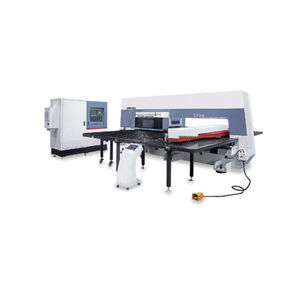 punzonatrice CNC