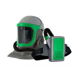 casco con respiratore