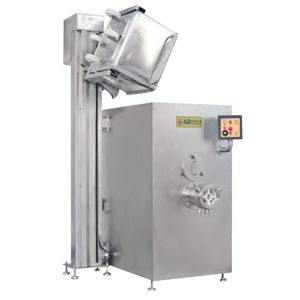tritacarne industriale di carne fresca