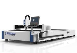 macchina da taglio laser 1