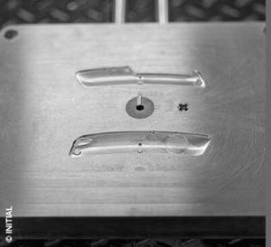 stampaggio a iniezione plastica PPS