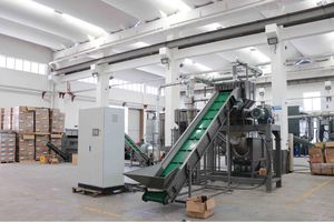 unità di riciclaggio per materie plastiche