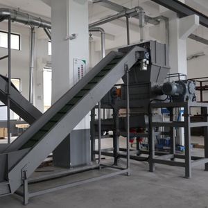 unità di riciclaggio per materie plastiche