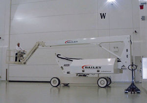 piattaforma telescopica per camera bianca