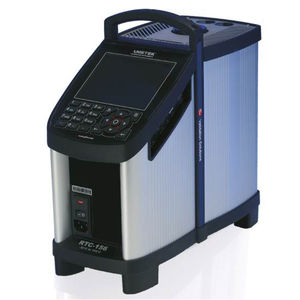 calibratore a blocco secco / di temperatura / digitale / compatto