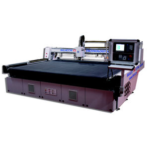 macchina da taglio CNC