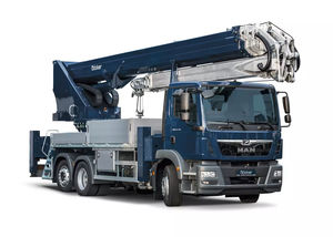 gru montata su camion