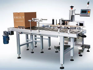 etichettatrice controllata da PLC