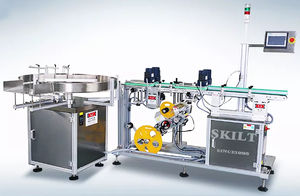 etichettatrice controllata da PLC